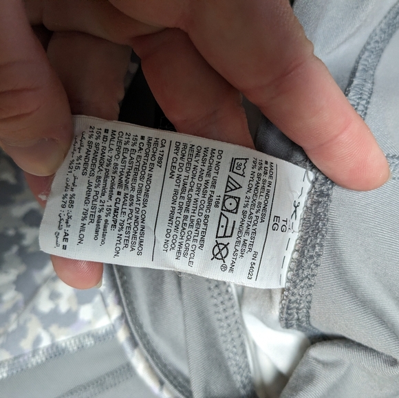 Old Navy Active Size XL Grey Camo Print Leggings Pants Activewear - Picture 6 of 9